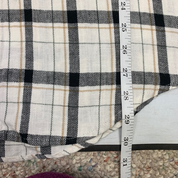 Metropolitan Lord & Taylor Linen Plaid Button Up Shirt - Picture 10 of 10